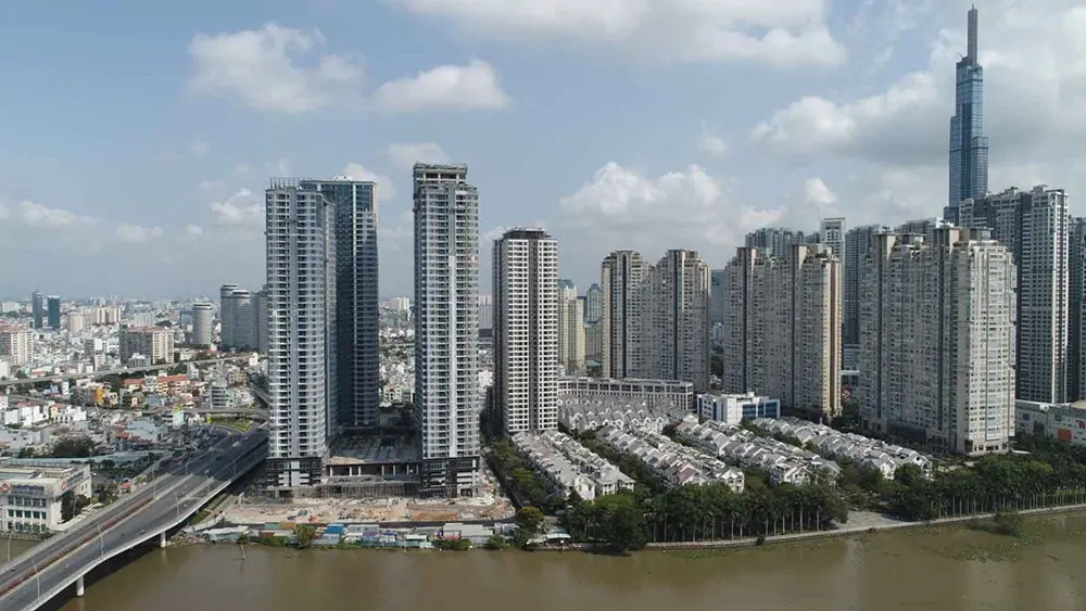 Hình thực tế dự án căn hộ Sunwah Pearl và Saigon Pearl bên sông Sài Gòn