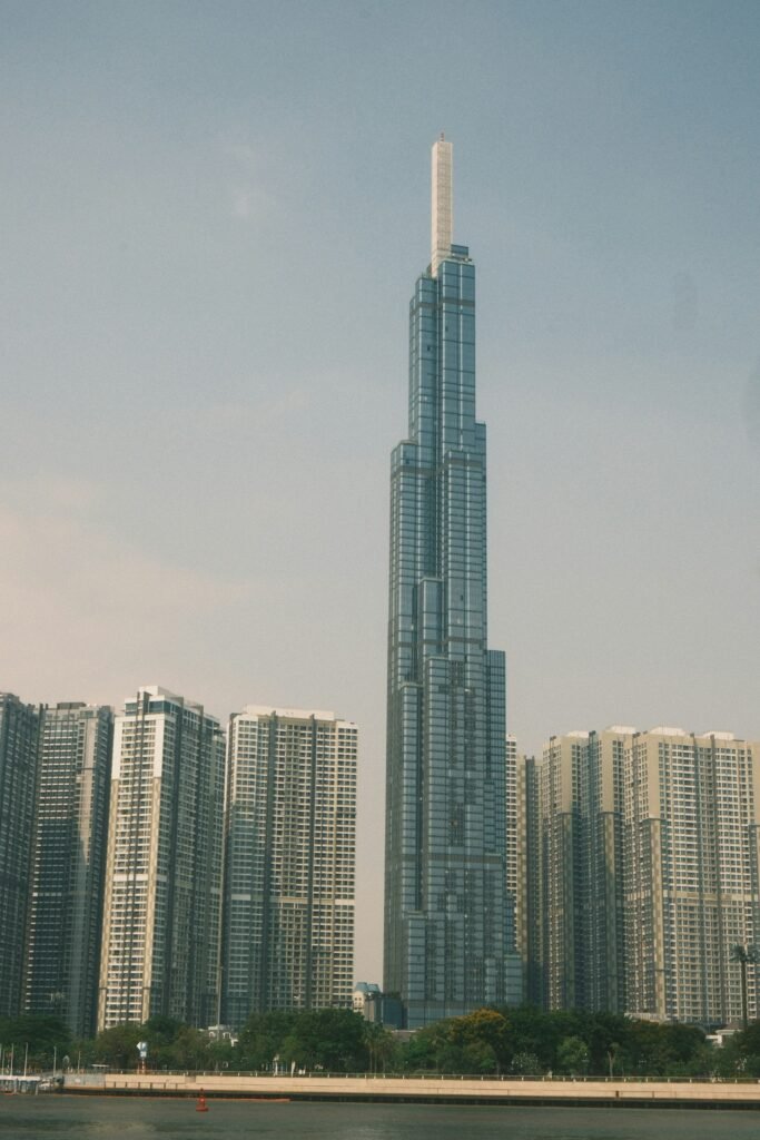 Giá chung cư TPHCM lập đỉnh mới 2026 khu vực Landmark 81