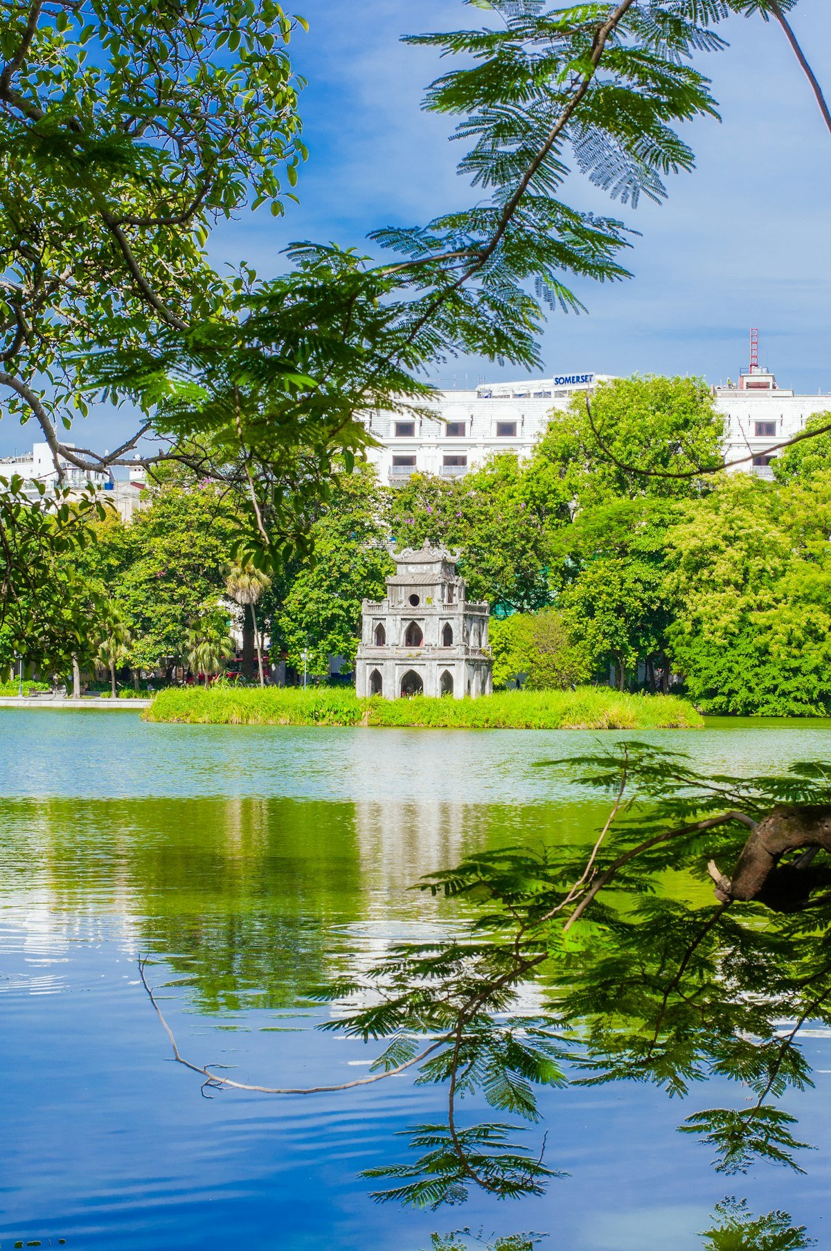 Iconia Lakeside - không gian hồ nước và cây xanh đặc trưng đô thị Hà Nội