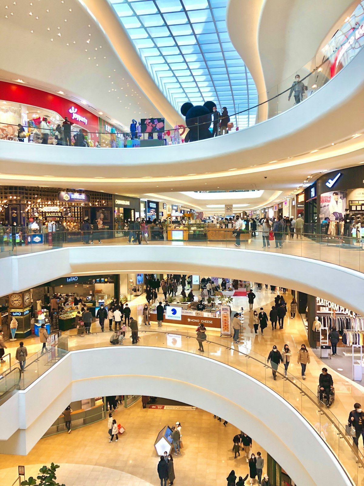 Trung tâm thương mại Vincom Mega Mall Grand Park