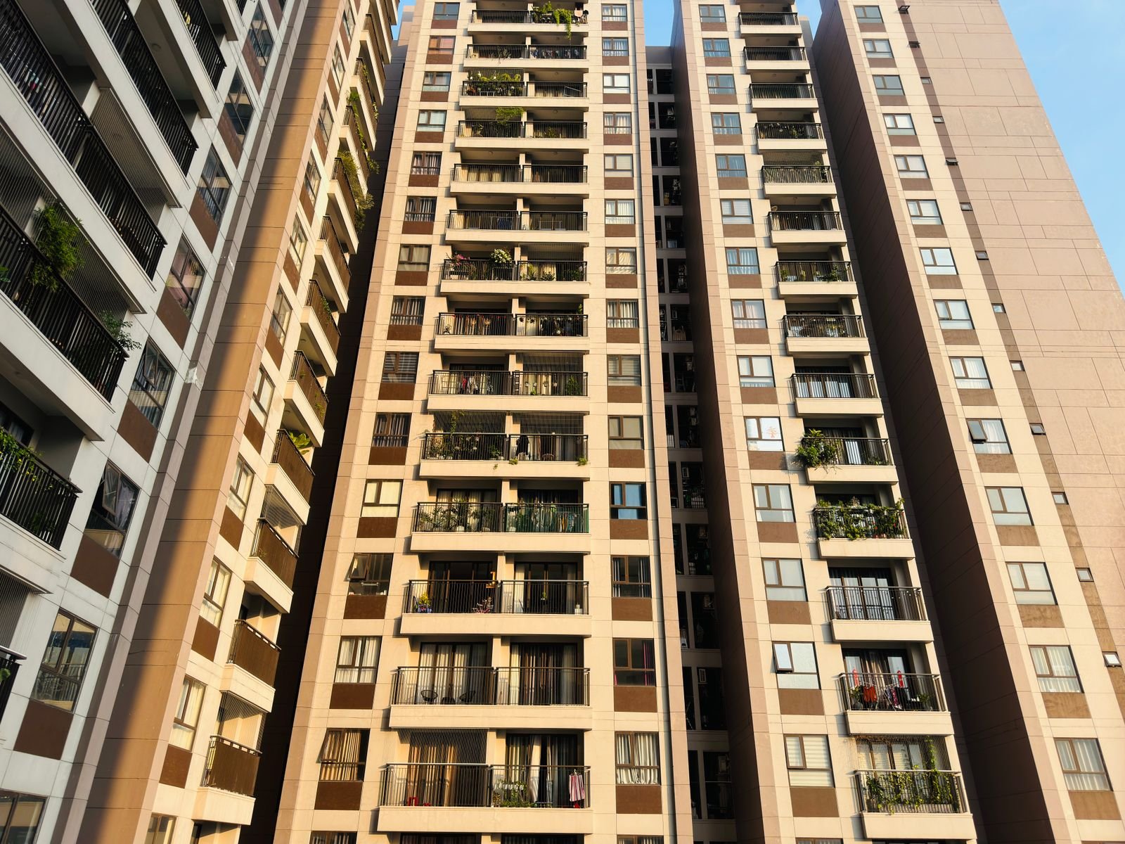 Minh họa các tòa căn hộ cao tầng trong khu đô thị tích hợp Vinhomes Sài Gòn Park
