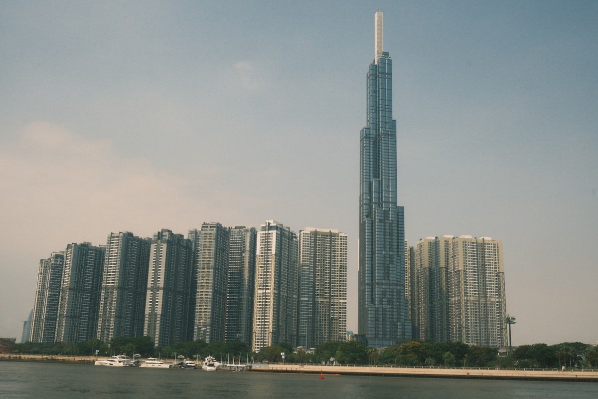 landmark 81 song sai gon thu thiem