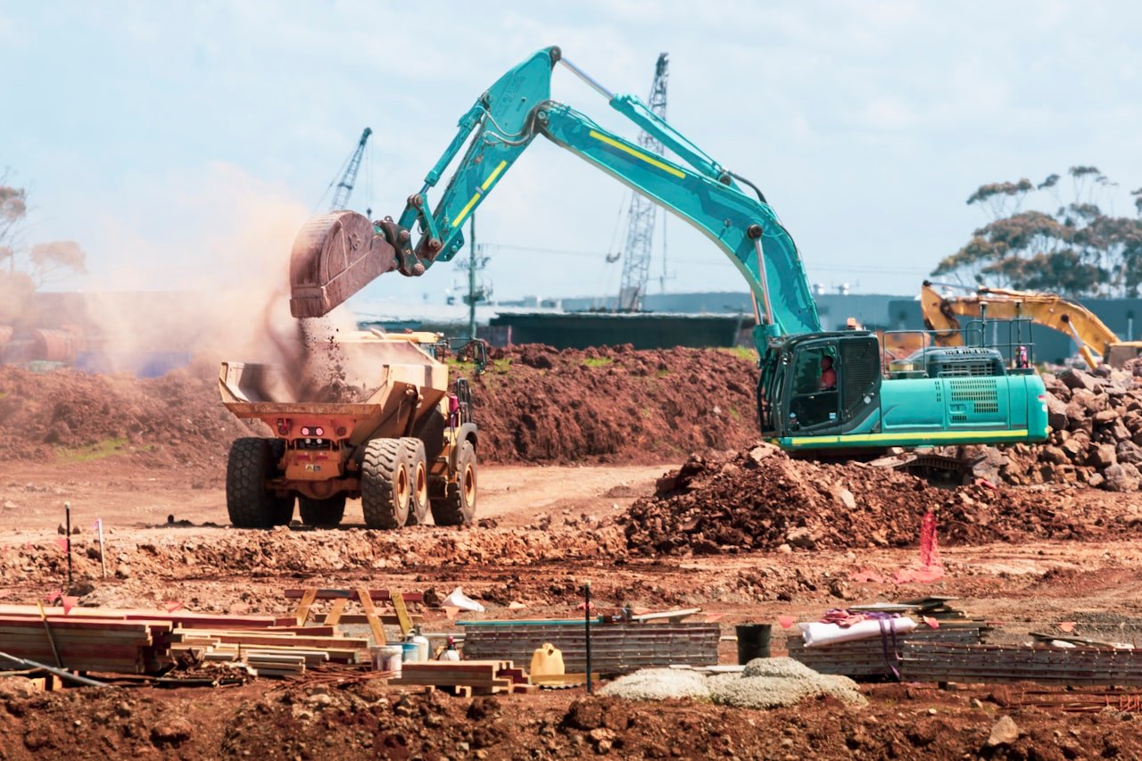 Thi công giải phóng mặt bằng tuyến Vành đai 4 TP.HCM