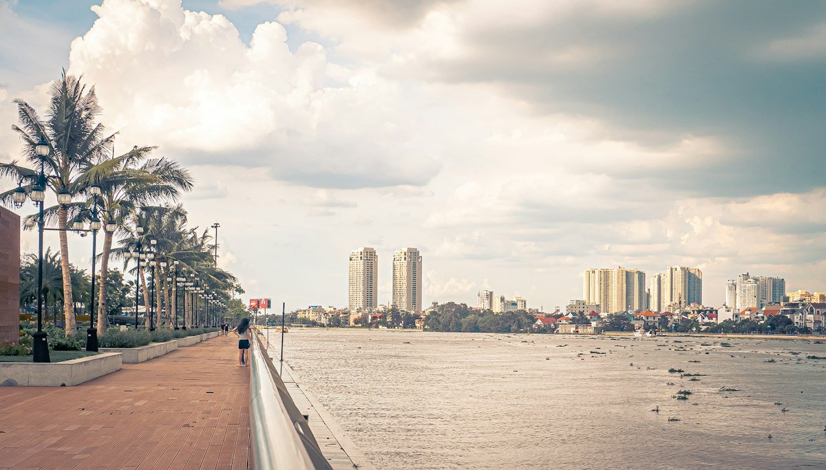 Bờ sông Sài Gòn view trung tâm TP.HCM gần Thủ Thiêm