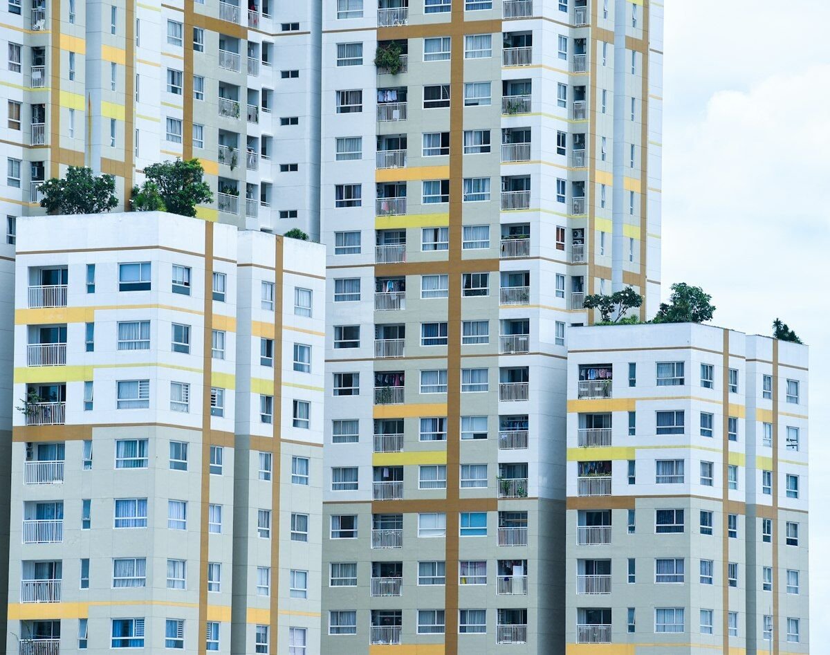 Thuế Bất Động Sản Thứ Hai: Cập Nhật Lộ Trình T10/2026 4 Chung cư nhà ở có thể chịu ảnh hưởng từ thuế bất động sản thứ hai