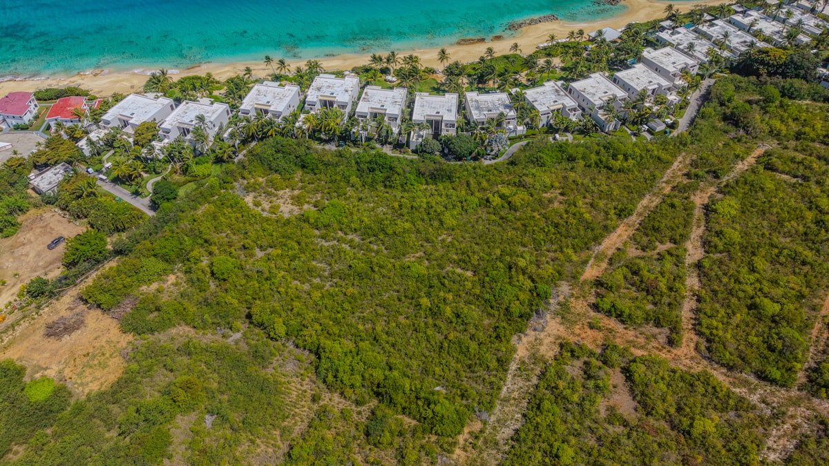 Nhà phố liền kề ven biển trong khu đô thị Vinhomes Pearl Bay