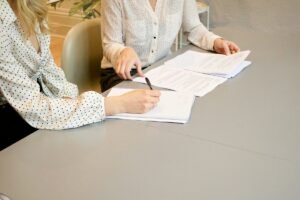 Sửa 3 Luật Bất Động Sản 2026: Người Mua Được Gì?