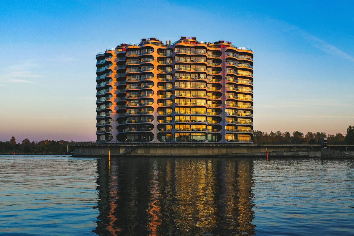 Lợi Suất Cho Thuê Saigon Pearl: 2,4–3% Có Đáng Mua? 1 Căn hộ ven sông minh họa lợi suất cho thuê Saigon Pearl Bình Thạnh