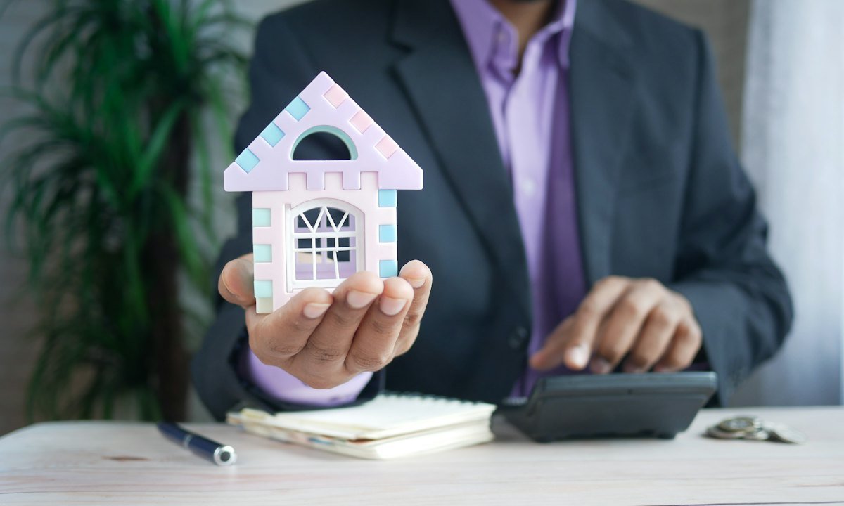 NHNN Yêu Cầu Giảm Lãi Suất: Vay Mua Nhà Được Gì? 1 Tính toán lãi suất vay mua nhà năm 2026 sau chỉ đạo giảm lãi suất của Ngân hàng Nhà nước