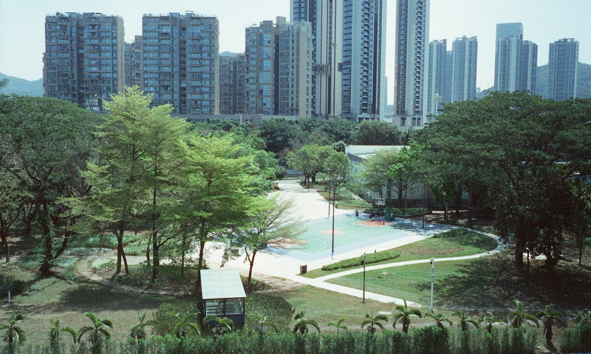 Công viên cây xanh trong khu đô thị minh họa cho tiện ích Vinhomes Saigon Park Hóc Môn